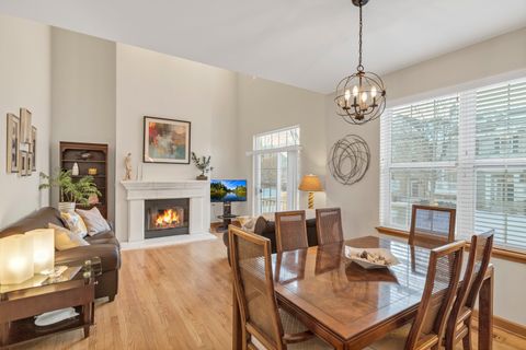 Tiny photo for 171 Shaftesbury Street #171, Carol Stream, IL 60188 (MLS # 12548845)