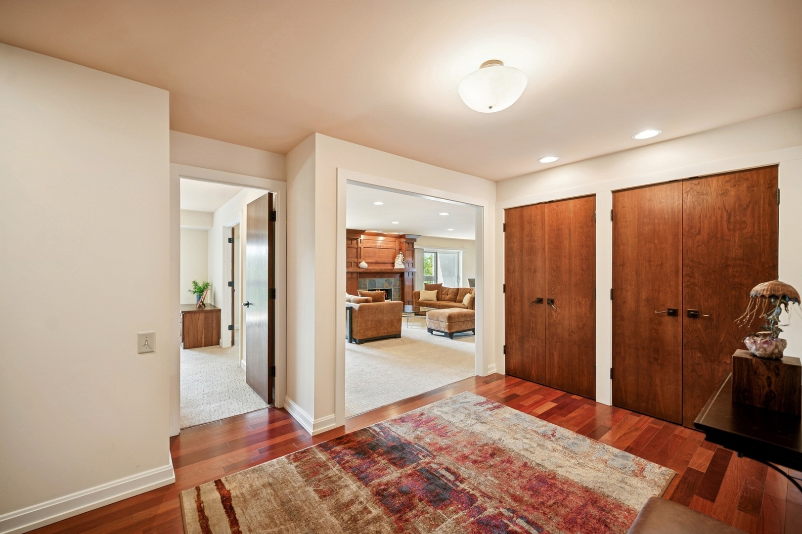 1721 W MISSION HILLS Road 202