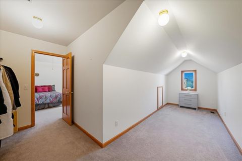 Tiny photo for 8 Mossfield Court, Sugar Grove, IL 60554 (MLS # 12495372)