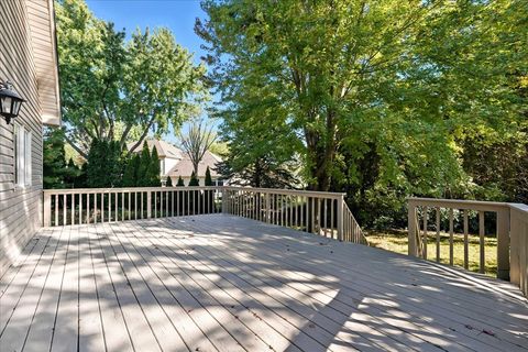 Tiny photo for 8 Mossfield Court, Sugar Grove, IL 60554 (MLS # 12495372)