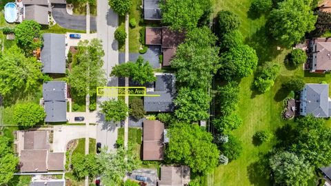 Tiny photo for 2518 N Ridge Avenue, Arlington Heights, IL 60004 (MLS # 12646117)
