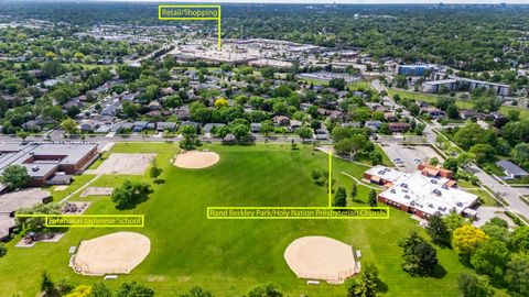 Tiny photo for 2518 N Ridge Avenue, Arlington Heights, IL 60004 (MLS # 12646117)
