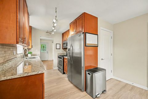 Tiny photo for 449 W Verret Street, Elmhurst, IL 60126 (MLS # 12631962)