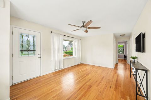 Tiny photo for 449 W Verret Street, Elmhurst, IL 60126 (MLS # 12631962)