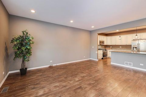 Tiny photo for 2304 Stonegate Road, Algonquin, IL 60102 (MLS # 12530574)