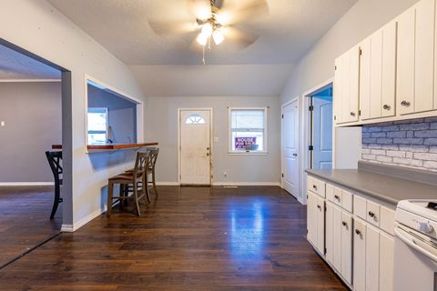 Tiny photo for 348 N Market Street, Seneca, IL 61360 (MLS # 12481930)