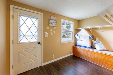 Tiny photo for 348 N Market Street, Seneca, IL 61360 (MLS # 12481930)