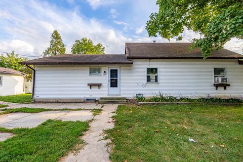 Tiny photo for 348 N Market Street, Seneca, IL 61360 (MLS # 12481930)