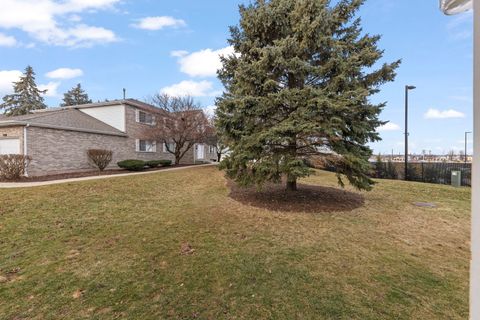 Tiny photo for 809 Constance Lane #809, Sycamore, IL 60178 (MLS # 12546413)