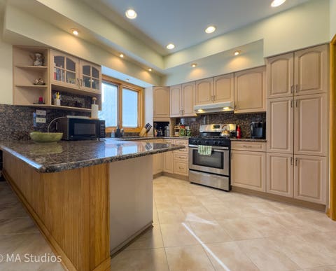 Tiny photo for 7940 N Oketo Avenue, Niles, IL 60714 (MLS # 12730715)