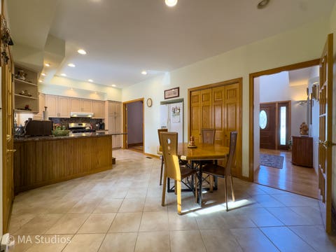 Tiny photo for 7940 N Oketo Avenue, Niles, IL 60714 (MLS # 12730715)