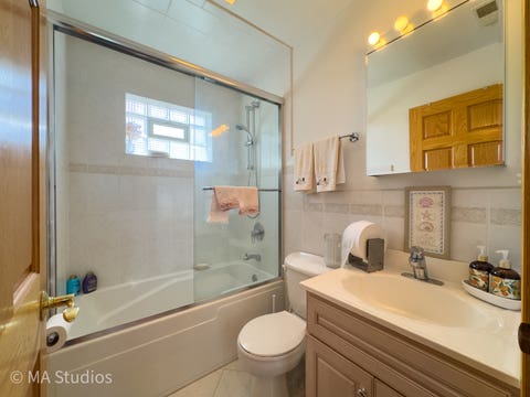 Tiny photo for 7940 N Oketo Avenue, Niles, IL 60714 (MLS # 12730715)