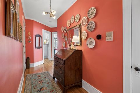 Tiny photo for 233 Clinton Avenue #3S, Oak Park, IL 60302 (MLS # 12611887)