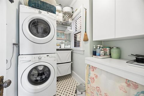 Tiny photo for 233 Clinton Avenue #3S, Oak Park, IL 60302 (MLS # 12611887)