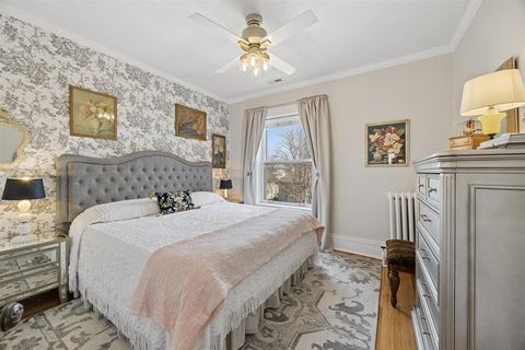 Tiny photo for 233 Clinton Avenue #3S, Oak Park, IL 60302 (MLS # 12611887)