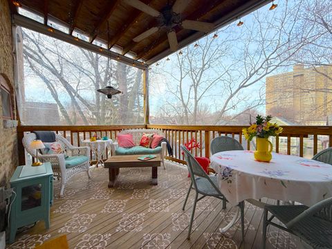 Tiny photo for 233 Clinton Avenue #3S, Oak Park, IL 60302 (MLS # 12611887)