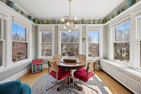 Tiny photo for 233 Clinton Avenue #3S, Oak Park, IL 60302 (MLS # 12611887)