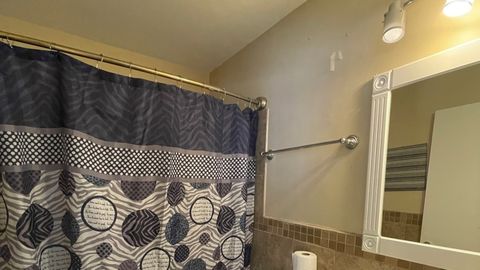 Tiny photo for 690 Renee Drive, South Elgin, IL 60177 (MLS # 12594086)