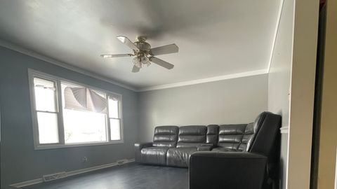 Tiny photo for 690 Renee Drive, South Elgin, IL 60177 (MLS # 12594086)