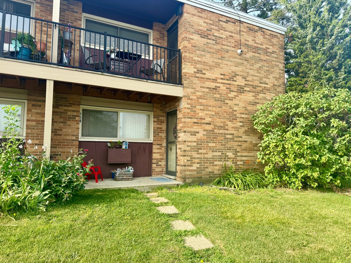 1320 Lore Lane 2-114