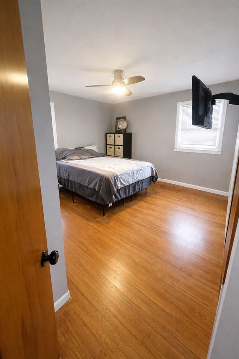 Tiny photo for 18425 Oak Avenue, Lansing, IL 60438 (MLS # 12622746)