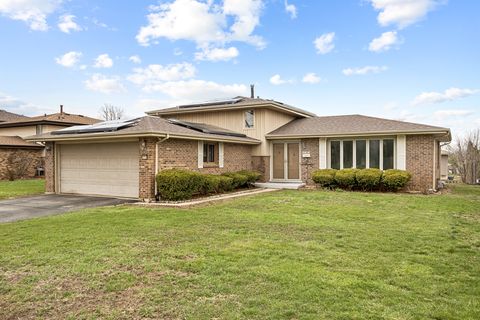 Photo of 5916 W 127th Street, Alsip, IL 60803 (MLS # 12610639)