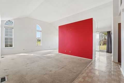 Tiny photo for 2124 BALDWIN Lane, Hanover Park, IL 60133 (MLS # 12598598)