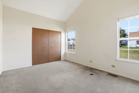 Tiny photo for 2124 BALDWIN Lane, Hanover Park, IL 60133 (MLS # 12598598)