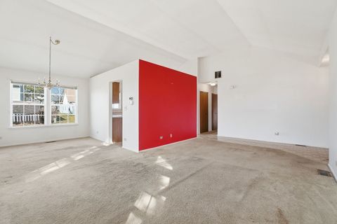 Tiny photo for 2124 BALDWIN Lane, Hanover Park, IL 60133 (MLS # 12598598)