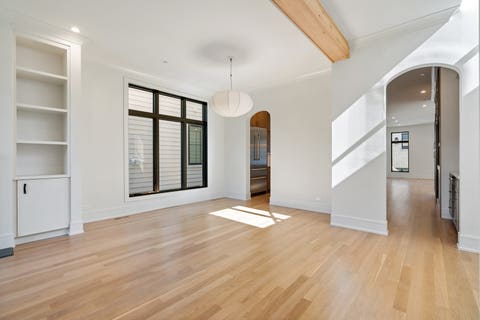 Tiny photo for 2214 W Oakdale Avenue, Chicago, IL 60618 (MLS # 12685960)