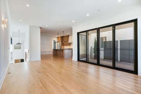 Tiny photo for 2214 W Oakdale Avenue, Chicago, IL 60618 (MLS # 12685960)