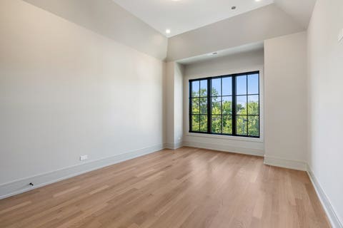 Tiny photo for 2214 W Oakdale Avenue, Chicago, IL 60618 (MLS # 12685960)