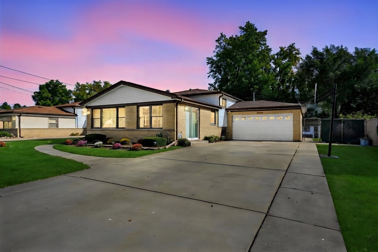 1933 Plainfield Drive