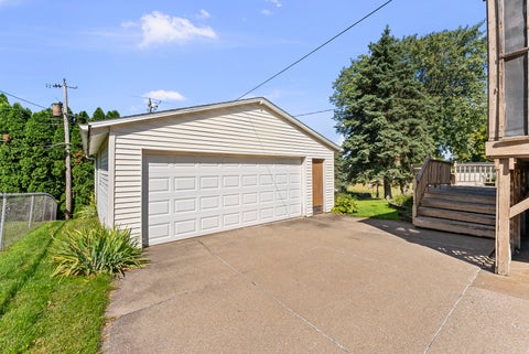 Tiny photo for 3620 Oakwood Drive, Bettendorf, IA 52722 (MLS # 12722007)