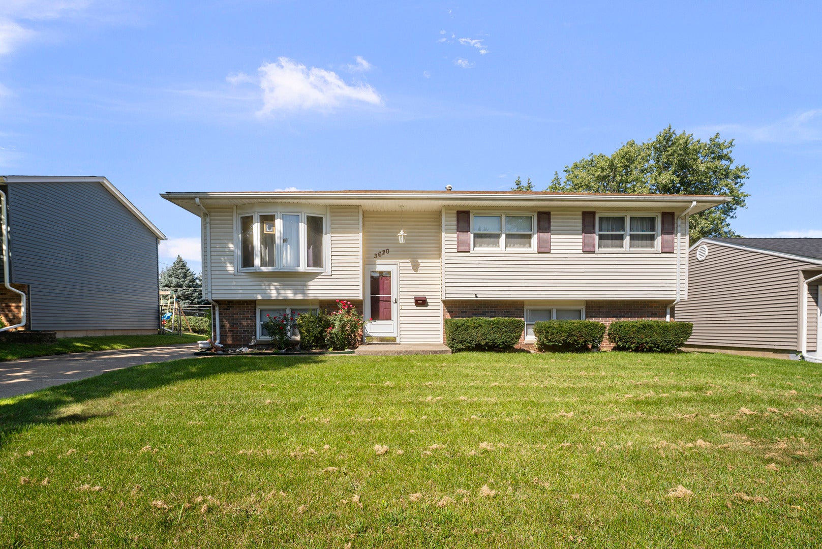 3620 Oakwood Drive