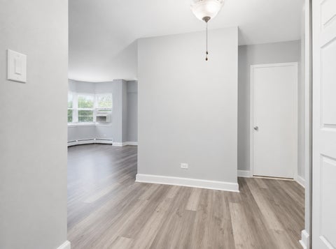 Tiny photo for 4960 N Marine Drive #214, Chicago, IL 60640 (MLS # 12716054)