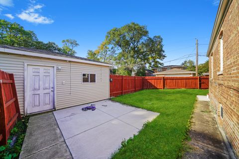 Tiny photo for 38 W 125th Place, Chicago, IL 60628 (MLS # 12500881)