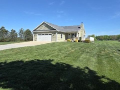 Tiny photo for 9251 N IL-148 Highway, Mt Vernon, IL 62864 (MLS # EB460104)