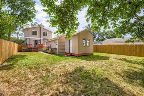 Tiny photo for 1136 E Kenilworth Avenue, Lombard, IL 60148 (MLS # 12459592)
