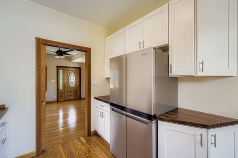 Tiny photo for 1136 E Kenilworth Avenue, Lombard, IL 60148 (MLS # 12459592)
