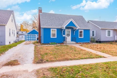 Photo of 720 W Moulton Street, Pontiac, IL 61764 (MLS # 12513306)