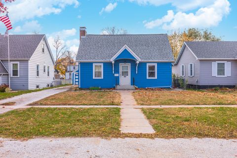 Tiny photo for 720 W Moulton Street, Pontiac, IL 61764 (MLS # 12513306)