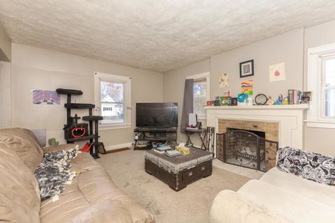 Tiny photo for 720 W Moulton Street, Pontiac, IL 61764 (MLS # 12513306)