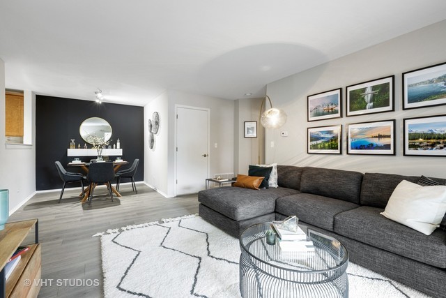 13 Burberry Circle 424