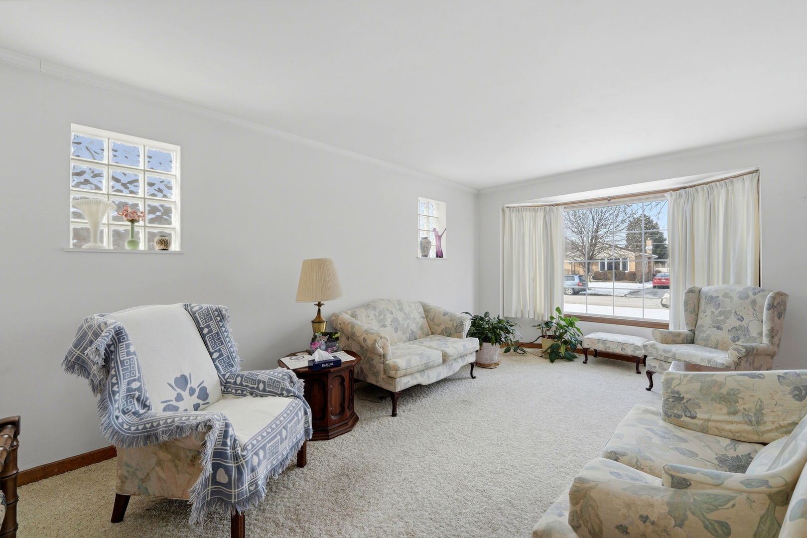 6911-6909 W Niles Terrace