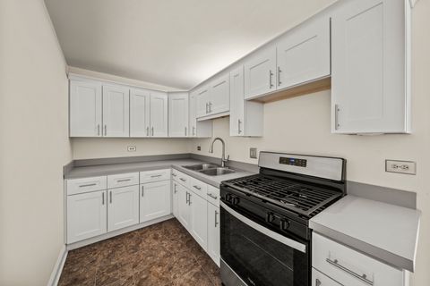 Tiny photo for 5975 N Odell Avenue #5C, Chicago, IL 60631 (MLS # 12510004)