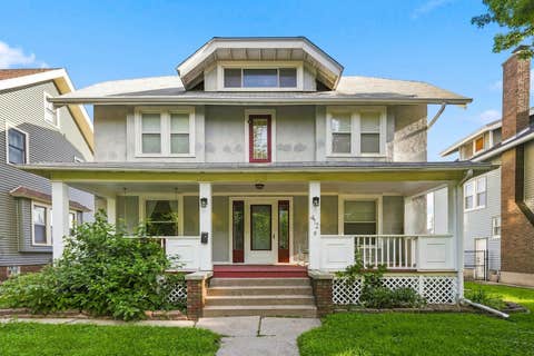 Photo of 412 E Rusholme Street, Davenport, IA 52803 (MLS # 12736124)