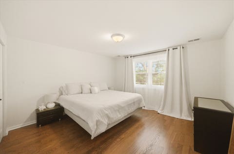 Tiny photo for 2501 W Bryn Mawr Avenue #302, Chicago, IL 60659 (MLS # 12662834)