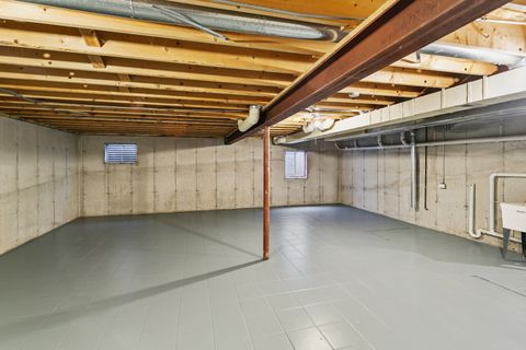 Tiny photo for 2814 140th Place, Blue Island, IL 60406 (MLS # 12568234)