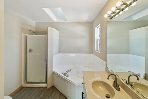 Tiny photo for 2814 140th Place, Blue Island, IL 60406 (MLS # 12568234)